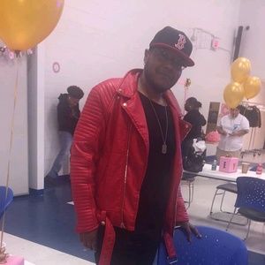 Meet your Posher, Antoine